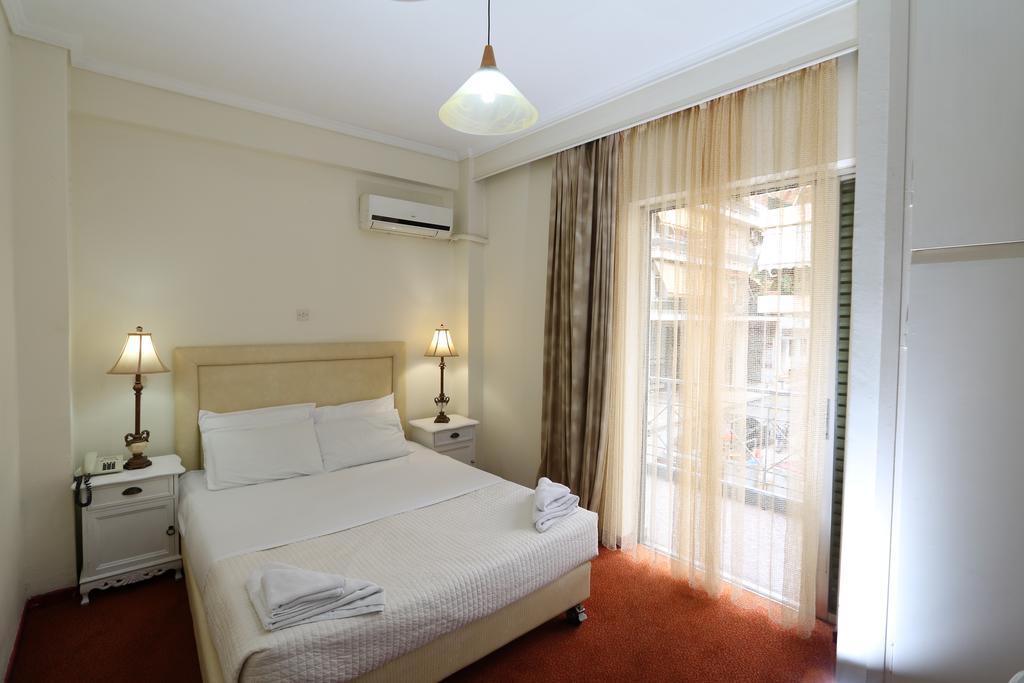 Athens Delta Hotel Bagian luar foto