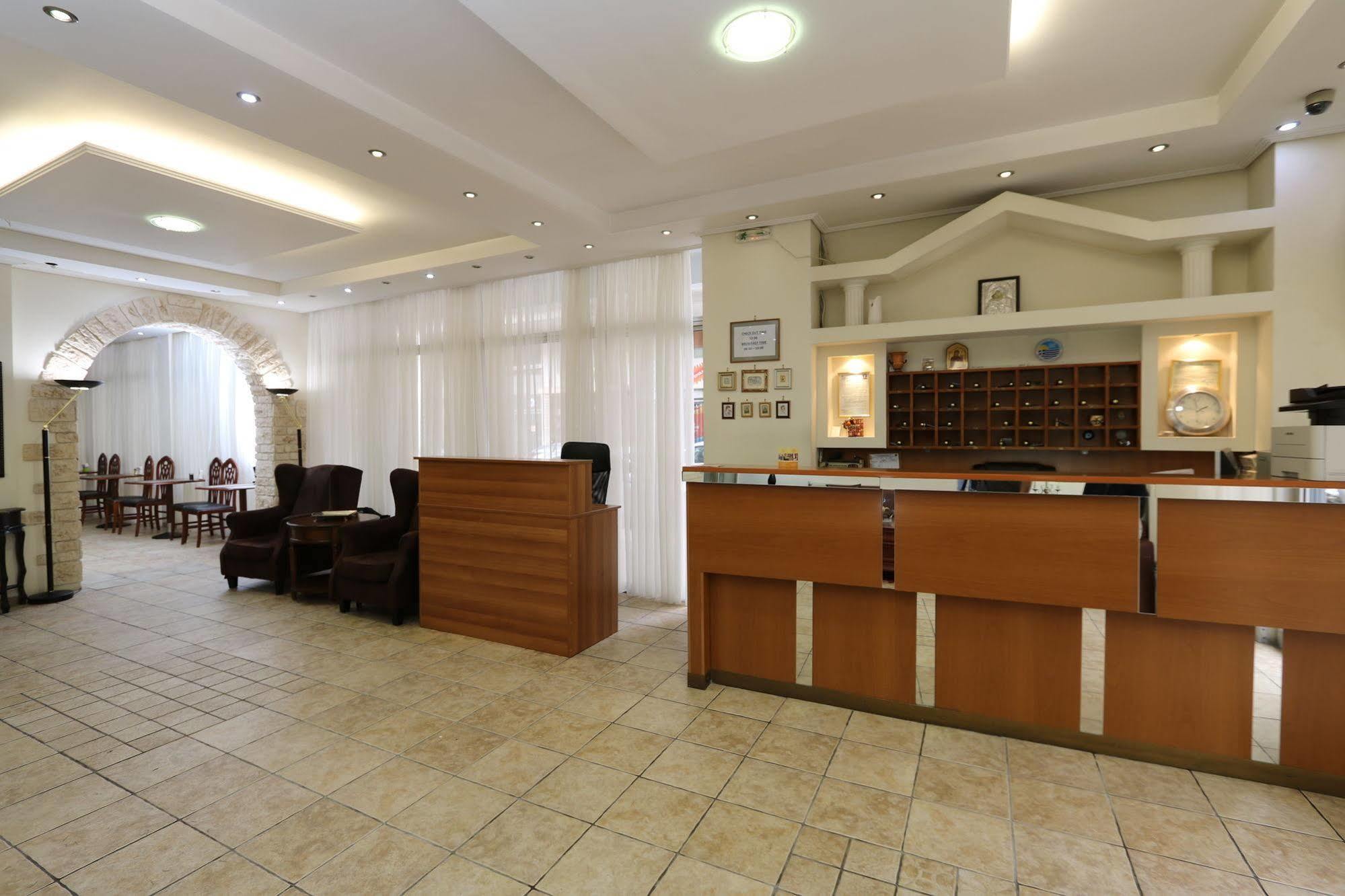 Athens Delta Hotel Bagian luar foto