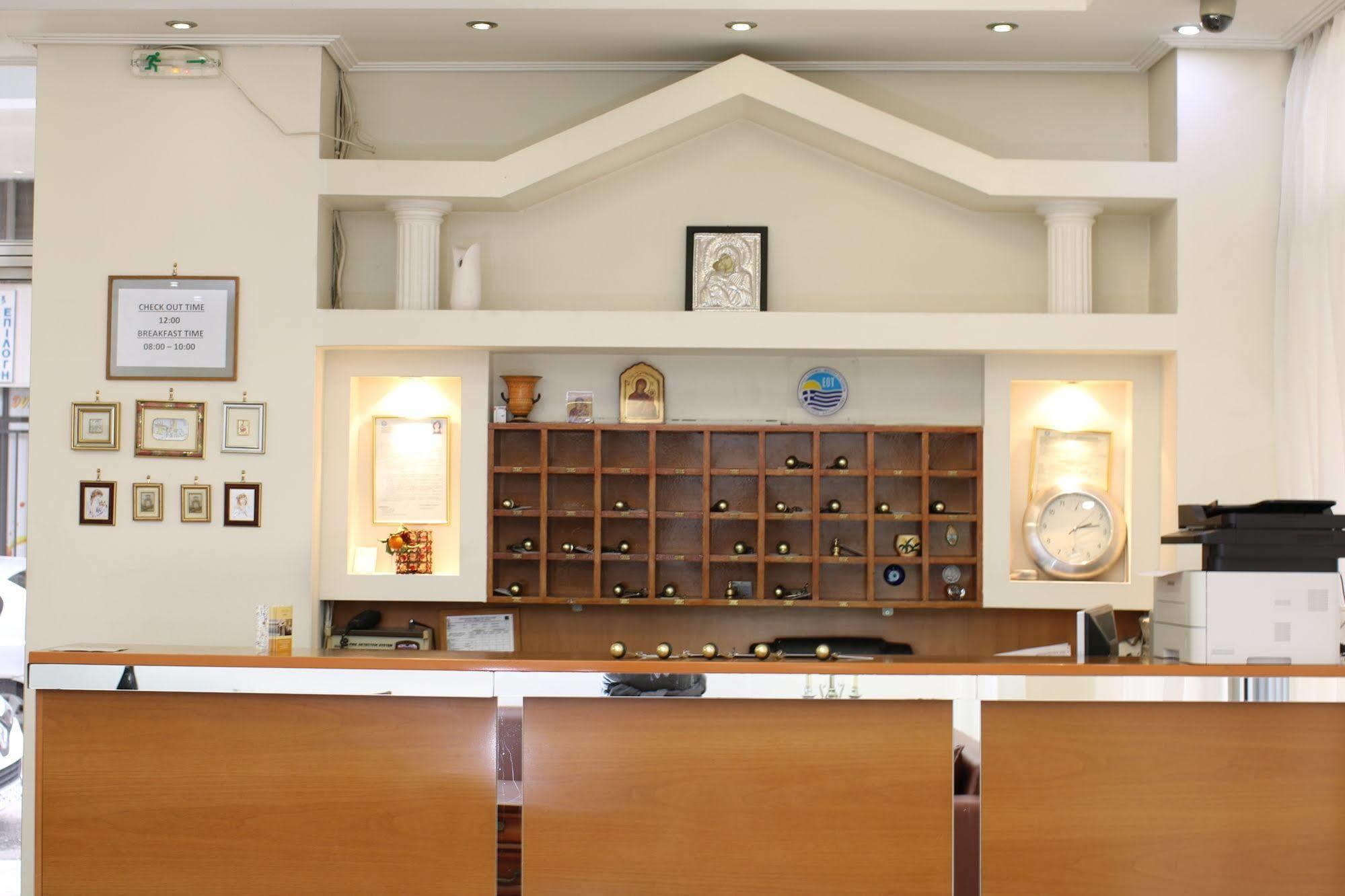 Athens Delta Hotel Bagian luar foto