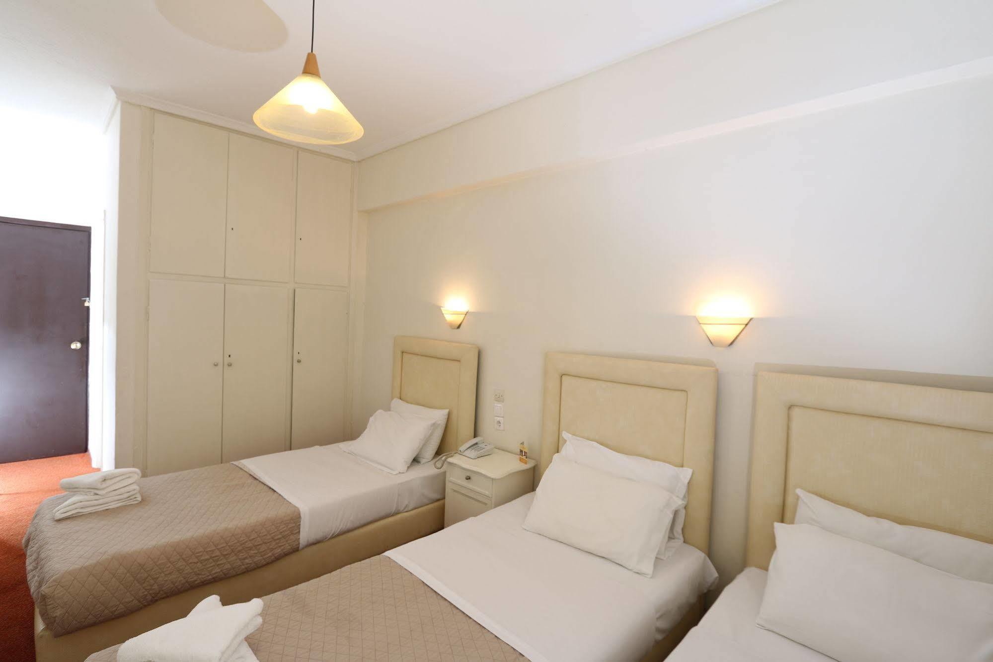 Athens Delta Hotel Bagian luar foto